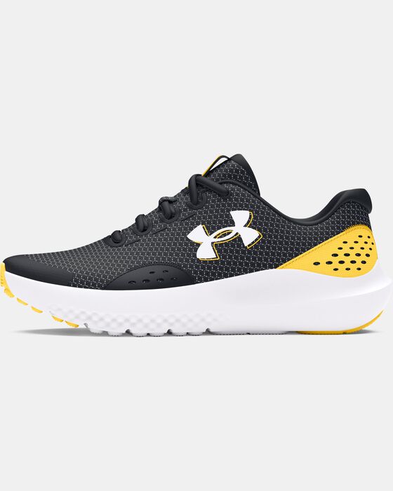 Boys' Grade School UA Surge 4 Running Shoes image number 5